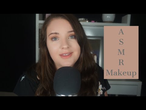 [ASMR] Makeup and Chat With Taylor - Fast Tapping
