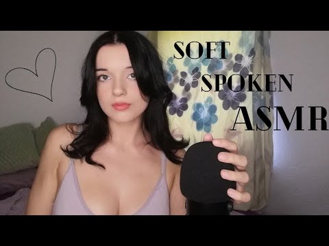 ASMR | Soft spoken whispering with mic triggers (tapping & light scratching)