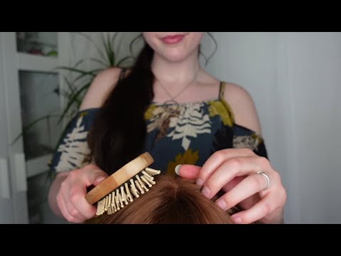 ASMR Head scratches and hair brushing 💆‍♀️💤 [No Talking] 💤