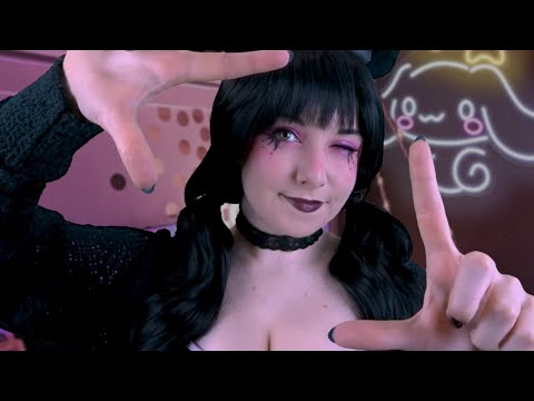 ❤ ASMR Girlfriend Paints Your Face for Dress-Up Party! ❤ (Personal Attention, Soft Spoken, Roleplay)