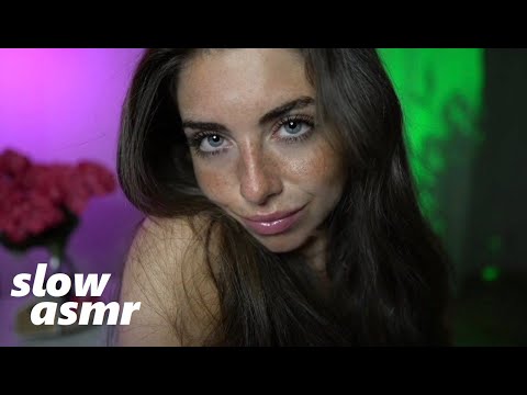 ASMR ✨ SLOW TRIGGERS TO LULL YOU 🌙 (ITALIAN WHISPERS)