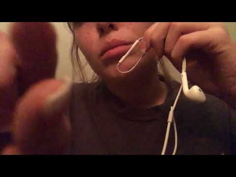 Asmr || Mouth sounds and hand movements💕