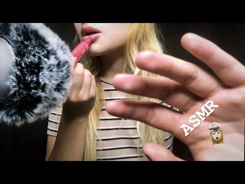 ASMR Mouth Sounds 💋& Hand Movements🤲