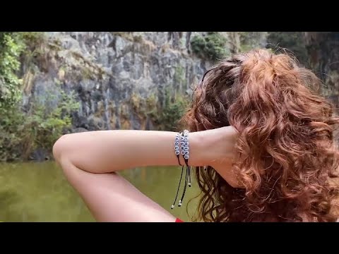 ASMR in Public 🎧 jeans scratching / Asmr nature