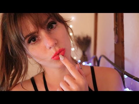 ASMR KISSING SOUNDS FOR 8 MINUTES STRAIGHT