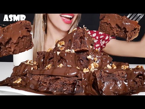 EATING Nuttela Brownie (ASMR, REAL SOUND MUKBANG)
