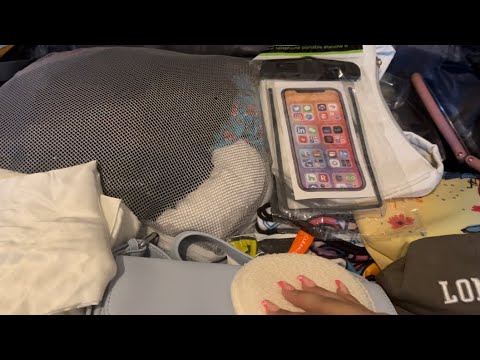 ASMR What’s in my suitcase!! |tapping • scratching • hand movements|