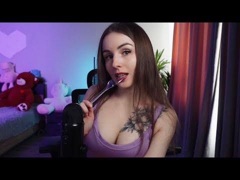 ASMR Instantly Relaxing Hair Sounds & Plastic Spoons on Microphone