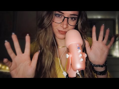 ASMR mouth sounds & hands movement👐🏼☺️ (no talking)