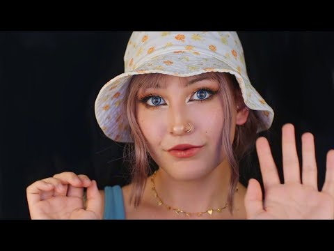 [ASMR] Fast and Unpredictable Personal Attention💕 (Mouth Sounds & Hand Movements)😴💤