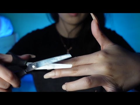 ASMR | Hair Cutting ✂💇🏻‍♀️💇🏻‍♂️💈 | Visual trigger/hand movements/cutting sounds