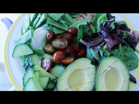 ASMR with food // veggie wraps (sizzling pan, cutting vegetables)