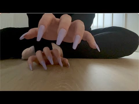 ASMR | Floor tapping and scratching, long nails scurrying, no talking