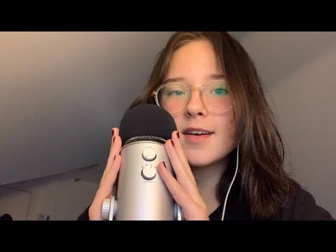 French asmr// hand sounds and telling you my favourite french words :)