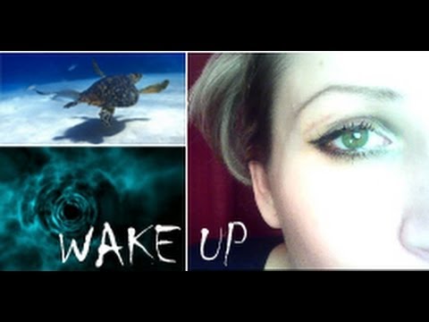 ★ EXTREME CLOSE UP whisper ASMR binaural: Are you dreaming? ★