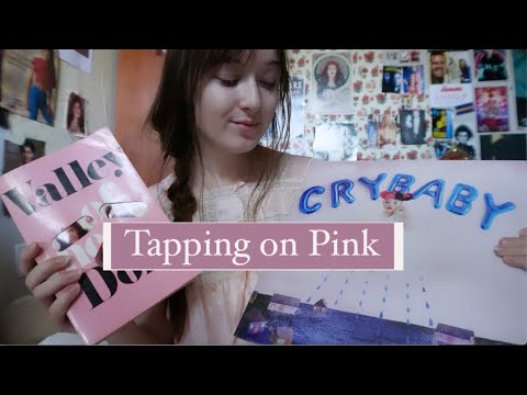ASMR Tapping on pink items🌸🎀🌷🩷