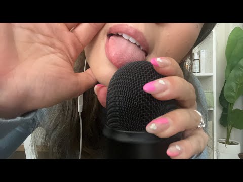 ASMR| SLOW MOUTH SOUNDS/ LENS LlCKING- RELAXING/ TAKING MY TIME