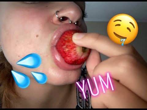 ASMR Eating Strawberries 🍓 💦  Close up + Mouth Sounds