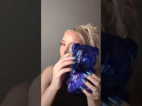 🐻💜ASMR Tapping Sounds✨ tapping on my plastic bear💜