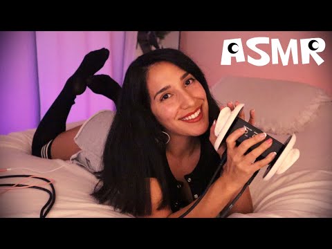 ASMR Soft Kisses and Mouth Sounds 💋