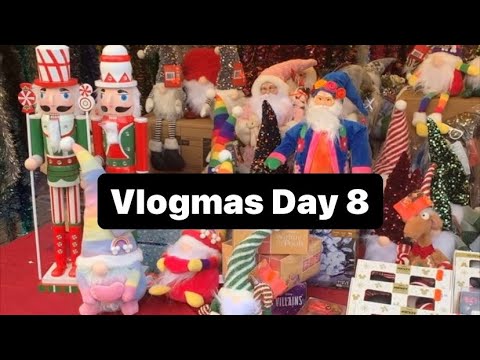 Vlogmas Day 8 (2023) - A Day In Town