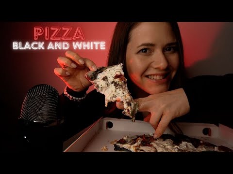 ASMR BLACK & WHITE PIZZA 🤤❤️ Entspannte Eating Sounds & Taste Test | Deutsch/German