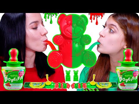RED FOOD vs GREEN FOOD CHALLENGE 빨간색 초록색 챌린지 by LiLiBu