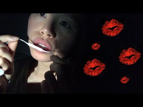 ASMR VALENTINE'S DAY KISSES, MIC NIBBLES & MOUTH SOUNDS TO RELAX YOUR MIND :)
