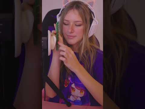 ASMR with musical comb 🎵🎶