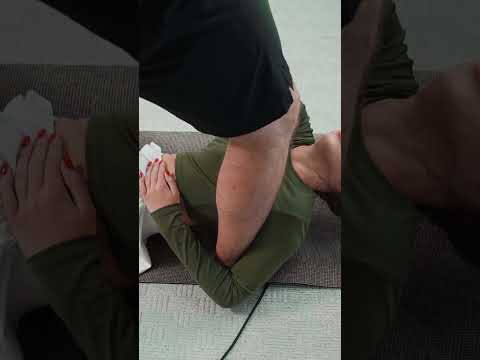 ACMR Chiropractic and body stretching poses with chiropractic adjustments for Lisa
