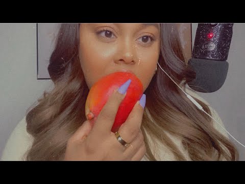 ASMR EATING A Extremely Juicy Mango￼ 🥭￼ Delicious 😋