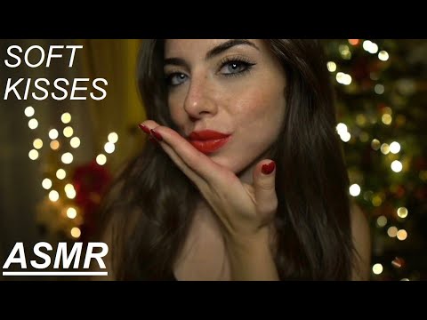 ASMR|✨SOFT KISSES & WET MOUTH SOUNDS ✨Christmas Edition