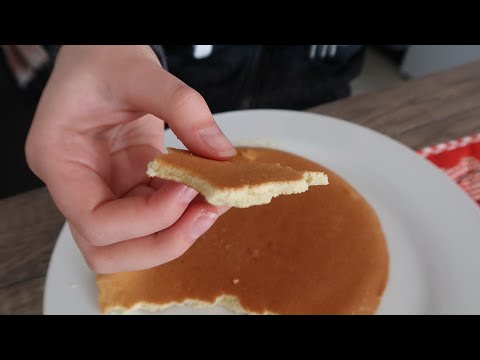 ASMR Cook with me | Pancakes soufflés (ou pas) - chuchotement / whisper