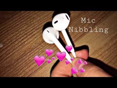 ASMR-mic nibbling