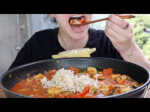 ASMR Whisper Eating Sounds | Vegetable Curry Rice Gochujang Wook | Mukbang 먹방