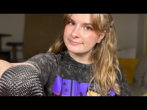 ASMR to put you to sleep♥️♥️ (plucking, hand movements, hair on mic, mic scratching)