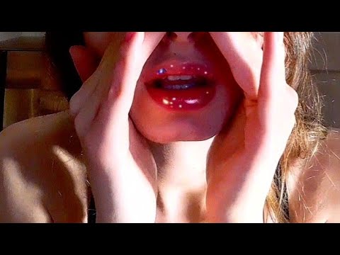 ASMR 👄 Intense Mouth sounds & Hand Movements
