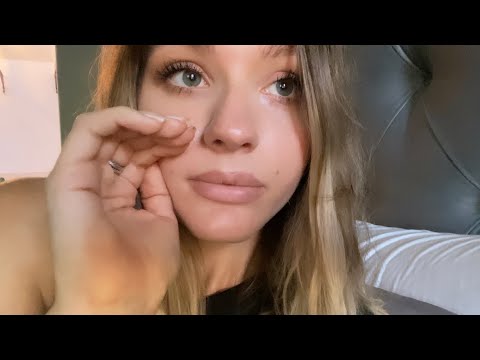 ASMR| Whispering on my iPhone