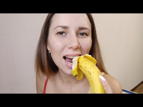 ASMR banana 🍌eating💓sensitive