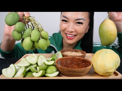 SOUR MANGO + SPICY DIPPING SAUCE (EASY TO MAKE) CRUNCHY EATING SOUNDS | LIGHT WHISPERS | SAS-ASMR