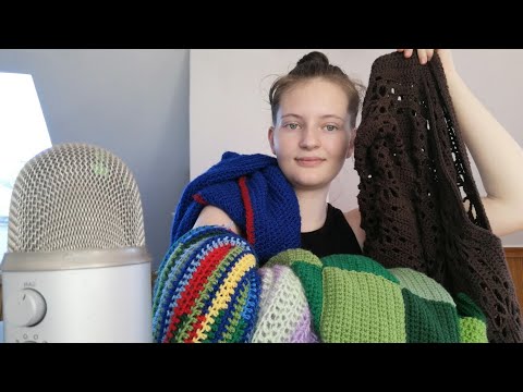 Asmr | EVERYTHING I'VE CROCHETED part 2 (whispering, Fabric sounds, mic gripping) [german/deutsch]