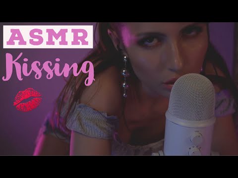 ASMR Kissing and Mic Licking For Tingles
