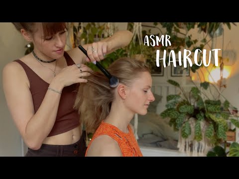 ASMR 💇‍♀️ Haircut + Hairplay with my sister [real person | deutsch]