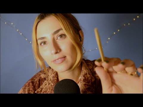 ASMR relaxing YOU by touching your face! 💞 Personal Attention ⚬ Mic Scratching ⚬ Tingly Whispers ⚬