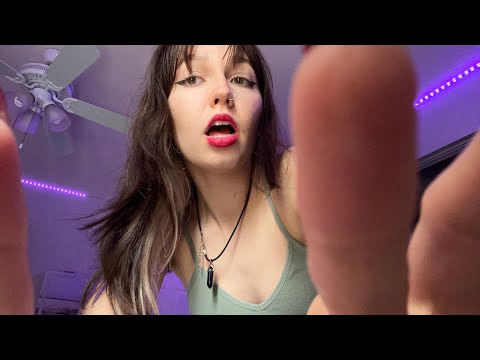 ASMR | an ACTUAL chaotic, fast + aggressive video🌙🎙️(tapping, scratching + more)