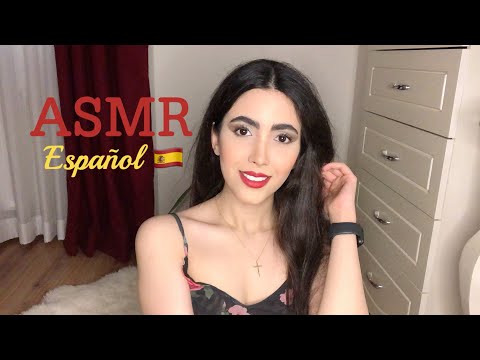 ASMR | Spanish Trigger Words With Slow/Fast Hand Movements, Mouth Sounds & Tounge Clicking ❤️