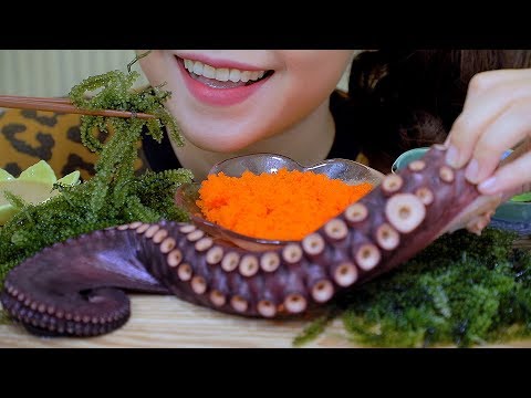 ASMR Mukbang Giant octopus tentacles and tobiko eggs,seagrapes,gulping eating sounds| LINH-ASMR