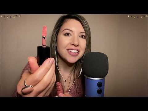 ASMR Lipgloss Pumping, Tapping and Swatching + Gum Chewing | Masticando Chicle