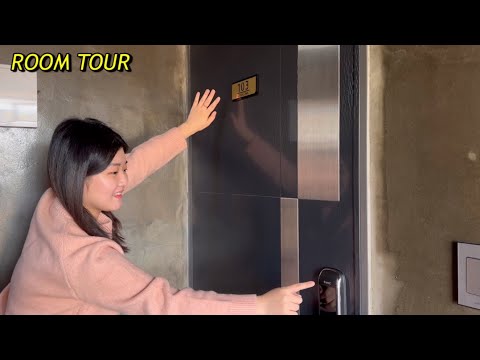 ASMR IN KOREA ROOM TOUR WITH ME🧹 🏘️ (Airbnb) / Scratching, Tracing, Tapping tingles 👂