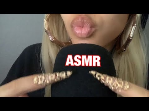ASMR| GUM CHEWING, MIC SCRATCHING and PERSONAL ATTENTION